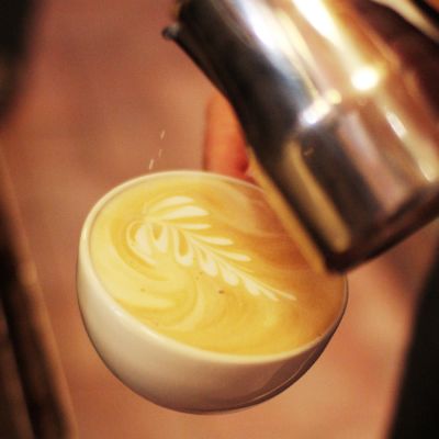 L 104 Workshop Latte art – Zondag 16 aug – Aanvang 13:55 uur – Het Lokaal Amersfoort